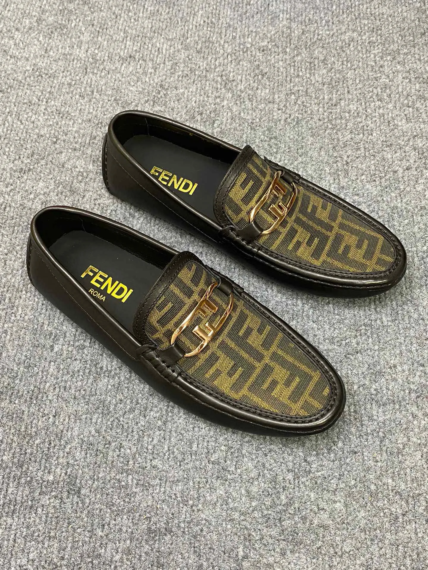 Men's Men's Shoes Men's Men's Shoes 💰700FENDI Fendi Men's Shoes are breathable and comfortable. Original development. Counters copy one to one. Imported cowhide. Niuri. 38 to 44. (can be ordered at 45.46. No returns or exchanges)